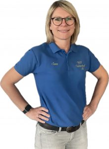 PortraitSara 220x300